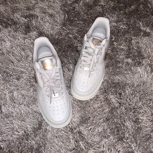 Nike Air Force 1 W6.5